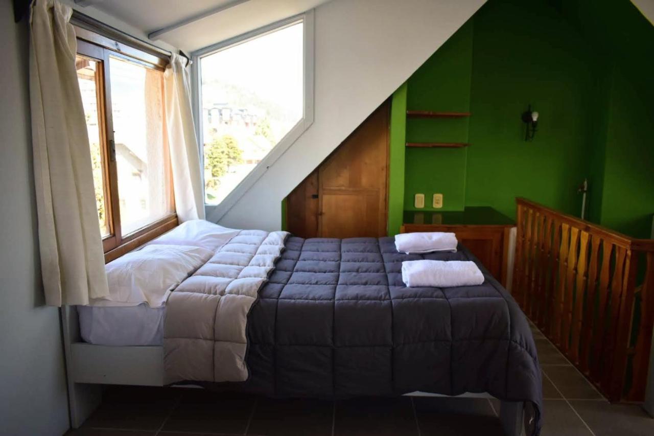 Cinerama Hostel San Carlos de Bariloche Exteriér fotografie